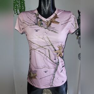 Mossy Oak Pink Fall Leaves Print T Shirt M